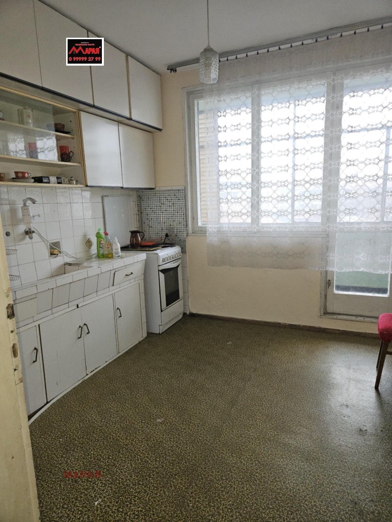 Продава 3-СТАЕН, гр. Русе, Хъшове, снимка 2 - Апартаменти - 53457379