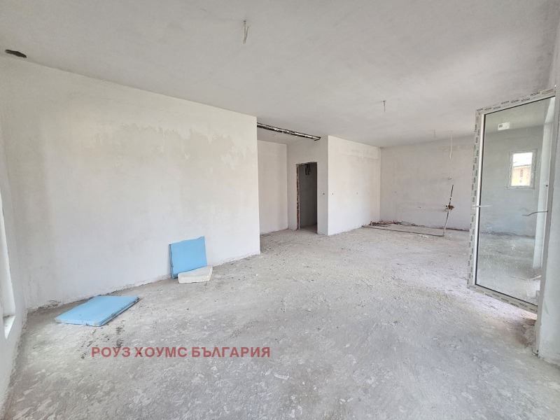 En venta  Casa región Plovdiv , Markovo , 186 metros cuadrados | 66909944 - imagen [2]