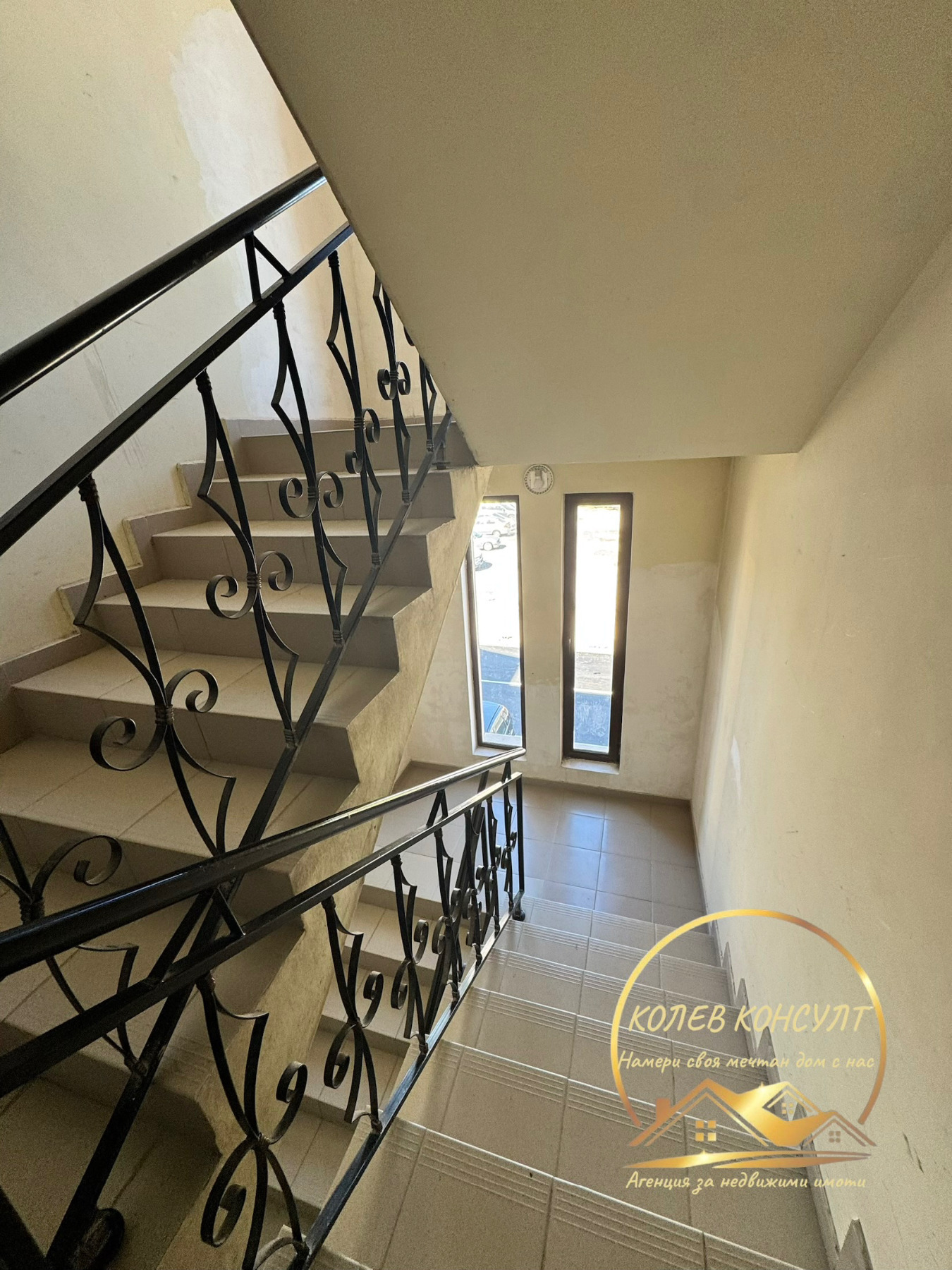 Продава 2-СТАЕН, гр. Димитровград, област Хасково, снимка 2 - Апартаменти - 56068856