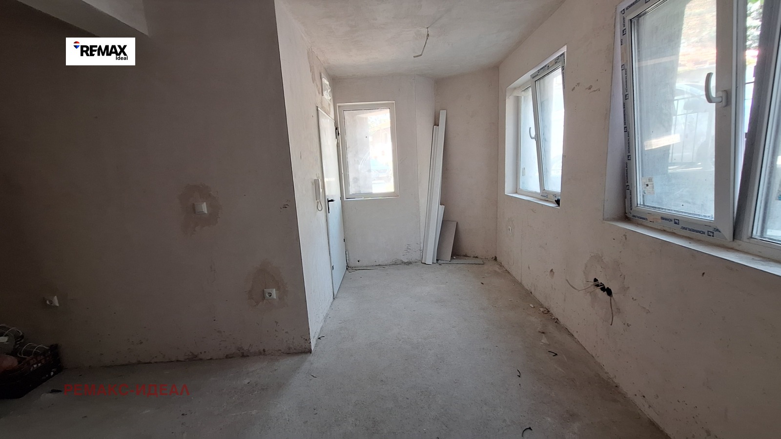 Продава ОФИС, гр. Варна, Център, снимка 5 - Офиси - 56375035