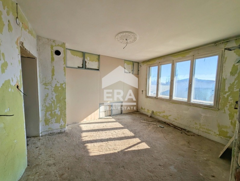 Продава МНОГОСТАЕН, гр. Шумен, Басейна, снимка 3 - Апартаменти - 56578537