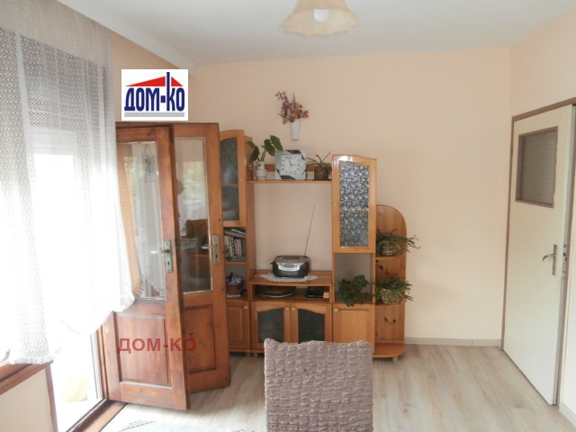 Продава  Къща град Пазарджик , Център , 375 кв.м | 60635286 - изображение [2]