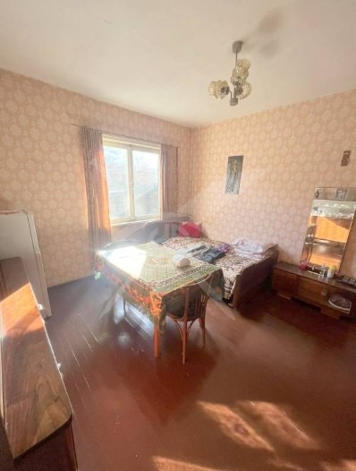 Продава КЪЩА, гр. Карнобат, област Бургас, снимка 6 - Къщи - 53179222