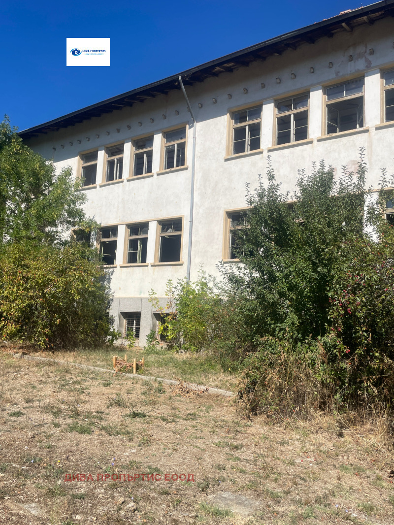 Продава ХОТЕЛ, с. Годлево, област Благоевград, снимка 5 - Хотели - 53476162