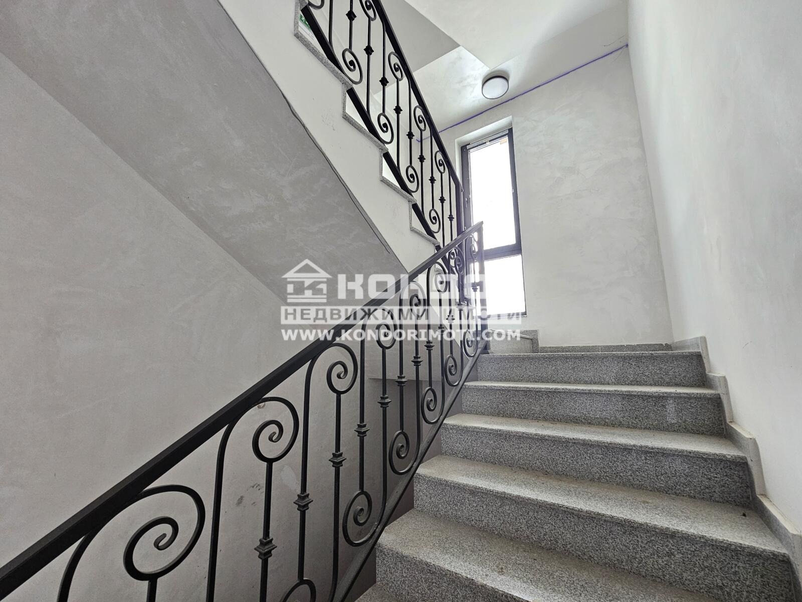 Продава 2-СТАЕН, гр. Пловдив, Кършияка, снимка 5 - Апартаменти - 45991755