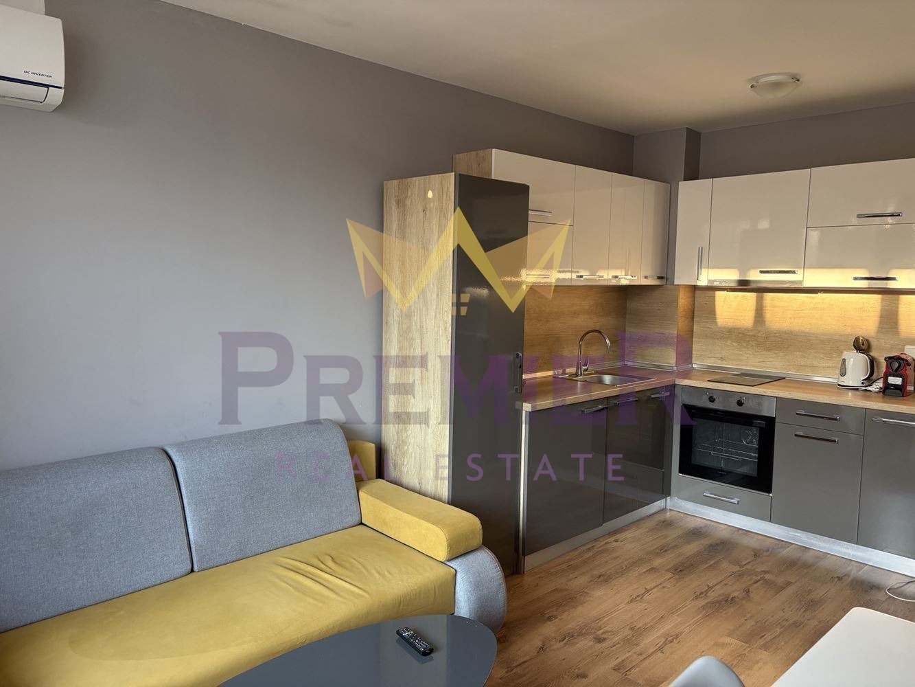 Продава 2-СТАЕН, гр. Поморие, област Бургас