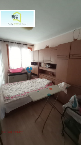 2 Schlafzimmer Ljatno kino Trakija, Warna 8