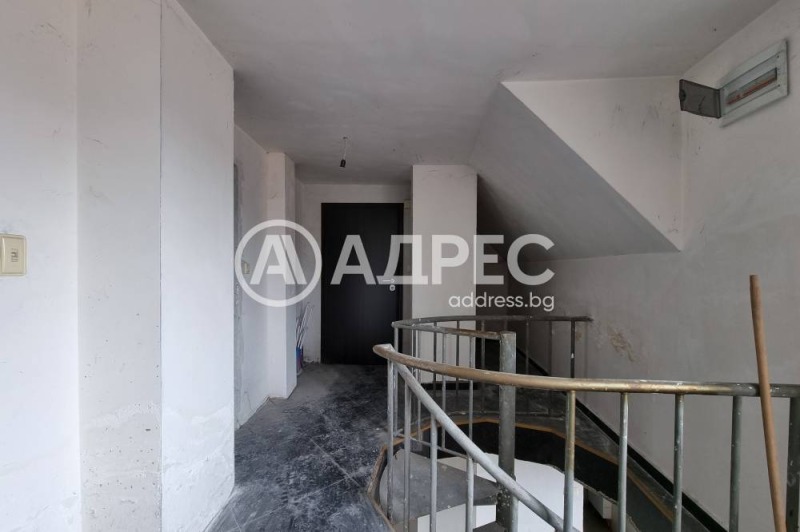 Till salu  2 sovrum Sofia , Nadejda 1 , 159 kvm | 55309206 - bild [8]