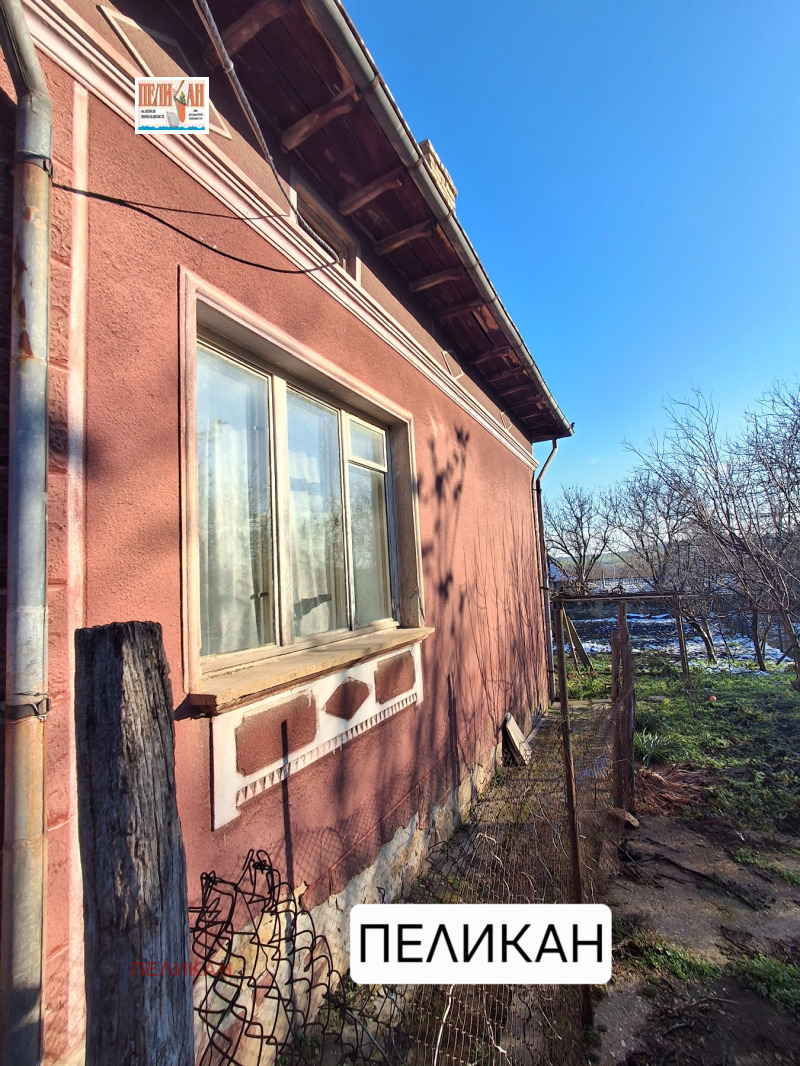 Продава КЪЩА, с. Горна Липница, област Велико Търново