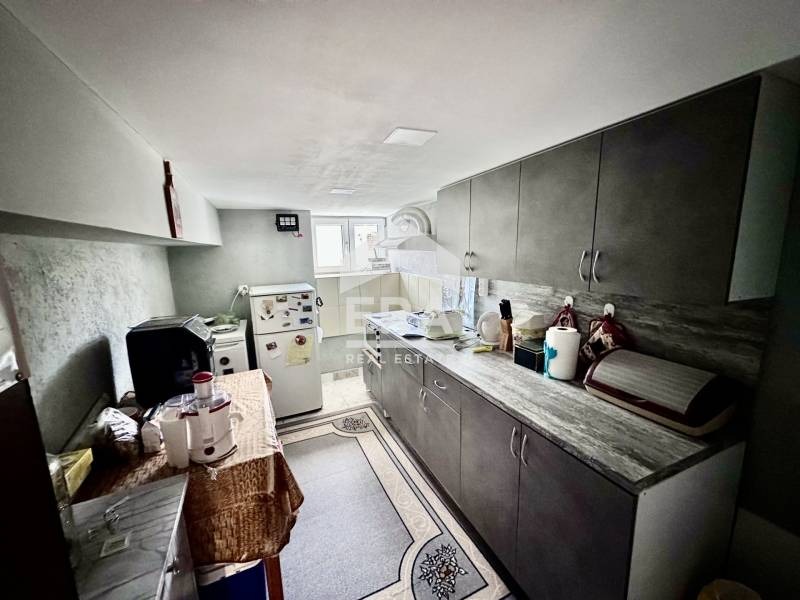 Продава КЪЩА, с. Пушево, област Велико Търново, снимка 3 - Къщи - 54030047