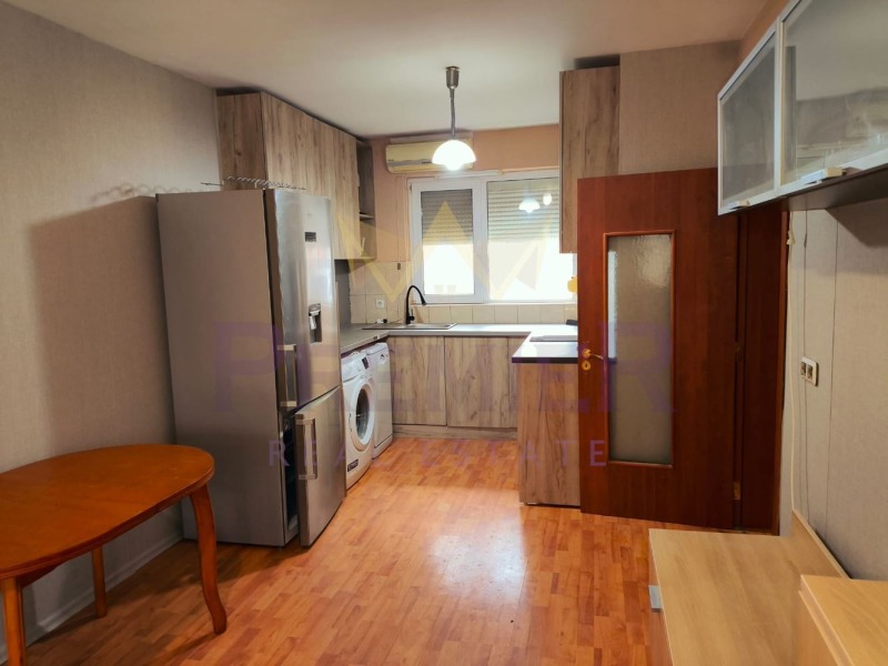 Продава 2-СТАЕН в град Варна, Бриз - 68 кв.м / 135 000 € » 264 037.05 лв., ИМОТИ ПРЕМИЕР