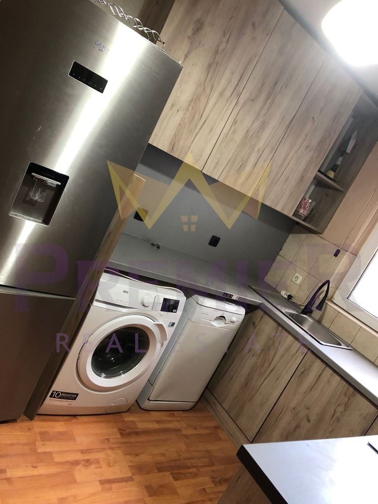 Продава 2-СТАЕН, гр. Варна, Бриз, снимка 2 - Апартаменти - 54225143