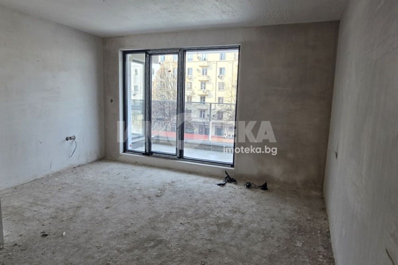 Продава 3-СТАЕН, гр. София, Център, снимка 2 - Апартаменти - 46962128