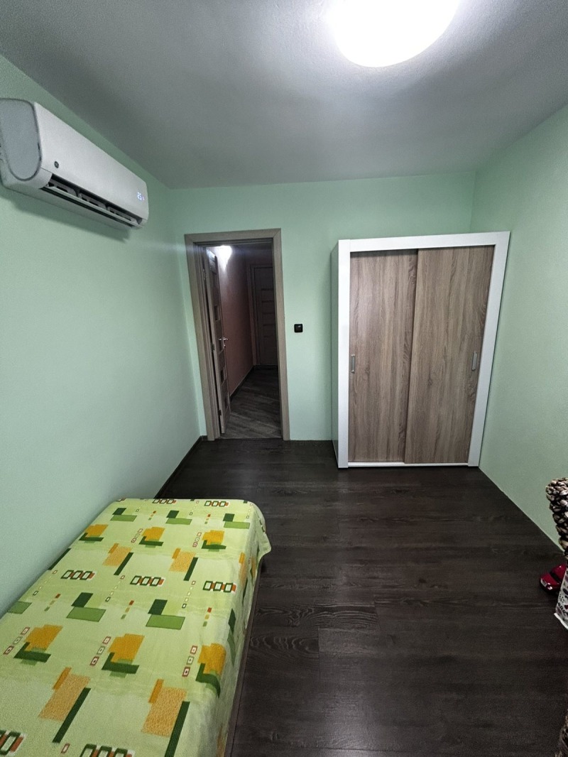 Продава ЕТАЖ ОТ КЪЩА, гр. София, Триъгълника, снимка 7 - Етаж от къща - 53162524