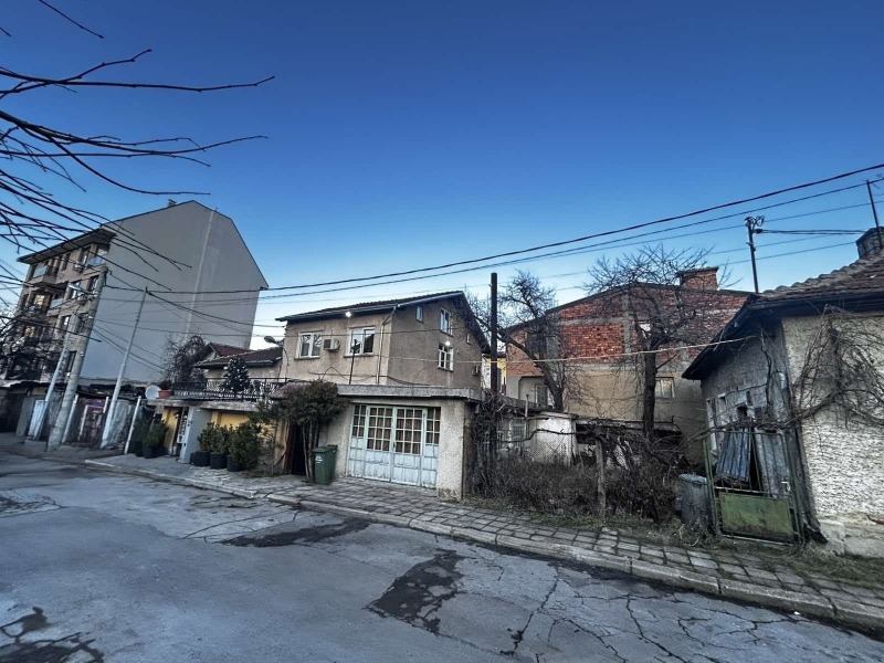 Продава ЕТАЖ ОТ КЪЩА, гр. София, Триъгълника, снимка 16 - Етаж от къща - 53162524