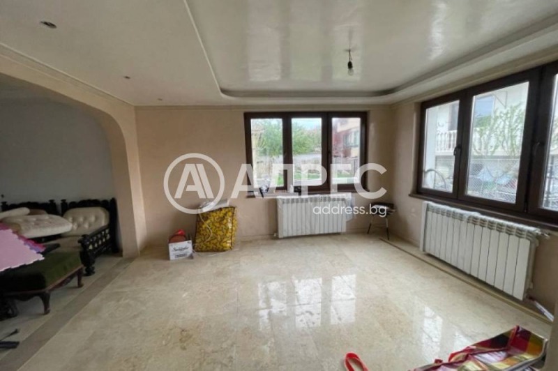 Продава  Къща, град София, Орландовци •  365 000 EUR • ID 16441095 — holmes.bg - [1] 