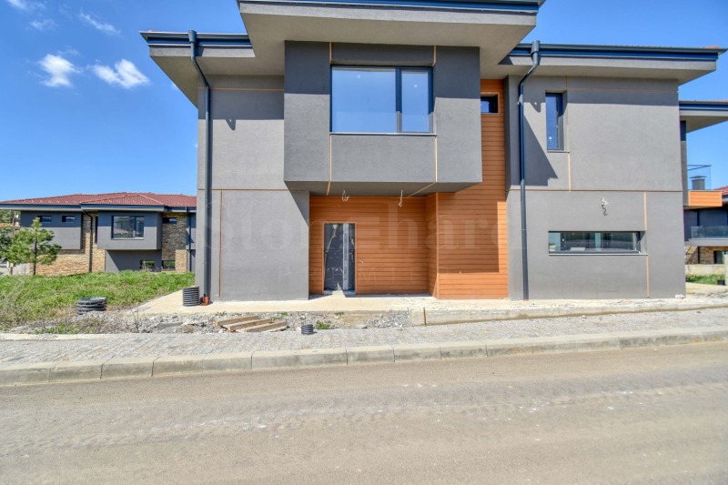 Продава КЪЩА, с. Кладница, област Перник, снимка 4 - Къщи - 53130119