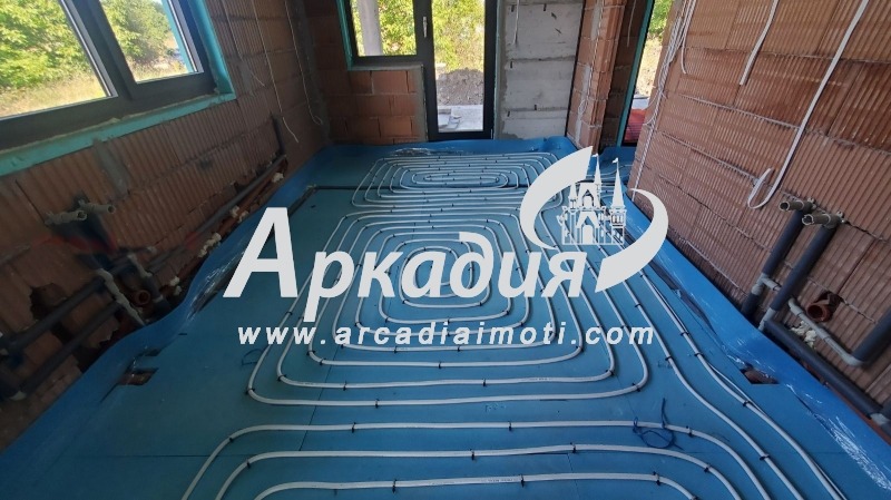 Продава КЪЩА, гр. Пловдив, Остромила, снимка 2 - Къщи - 53497846