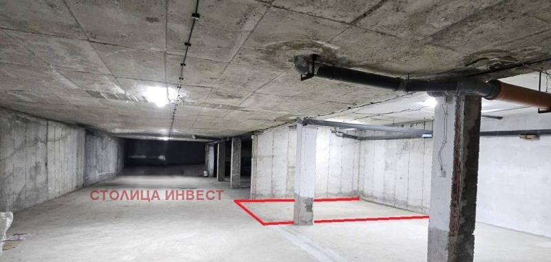 Продава ГАРАЖ, ПАРКОМЯСТО, гр. Русе, Център, снимка 2 - Гаражи и паркоместа - 52799960