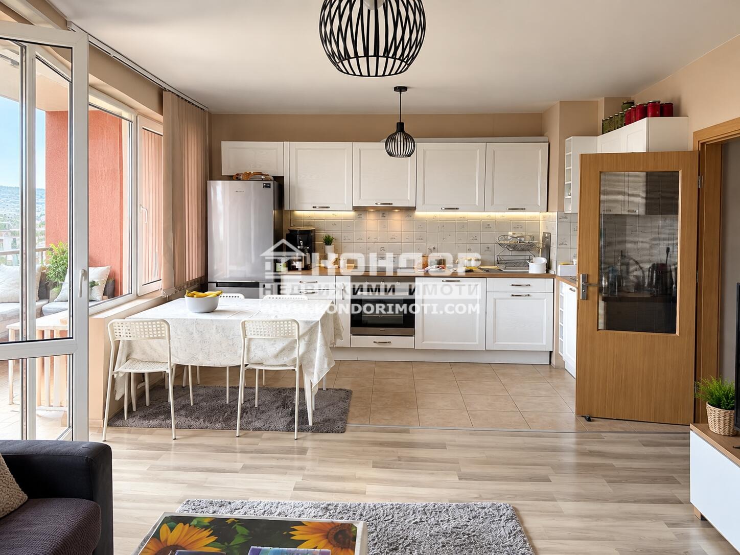 Продава 2-СТАЕН, гр. Пловдив, Кючук Париж, снимка 3 - Апартаменти - 56271627