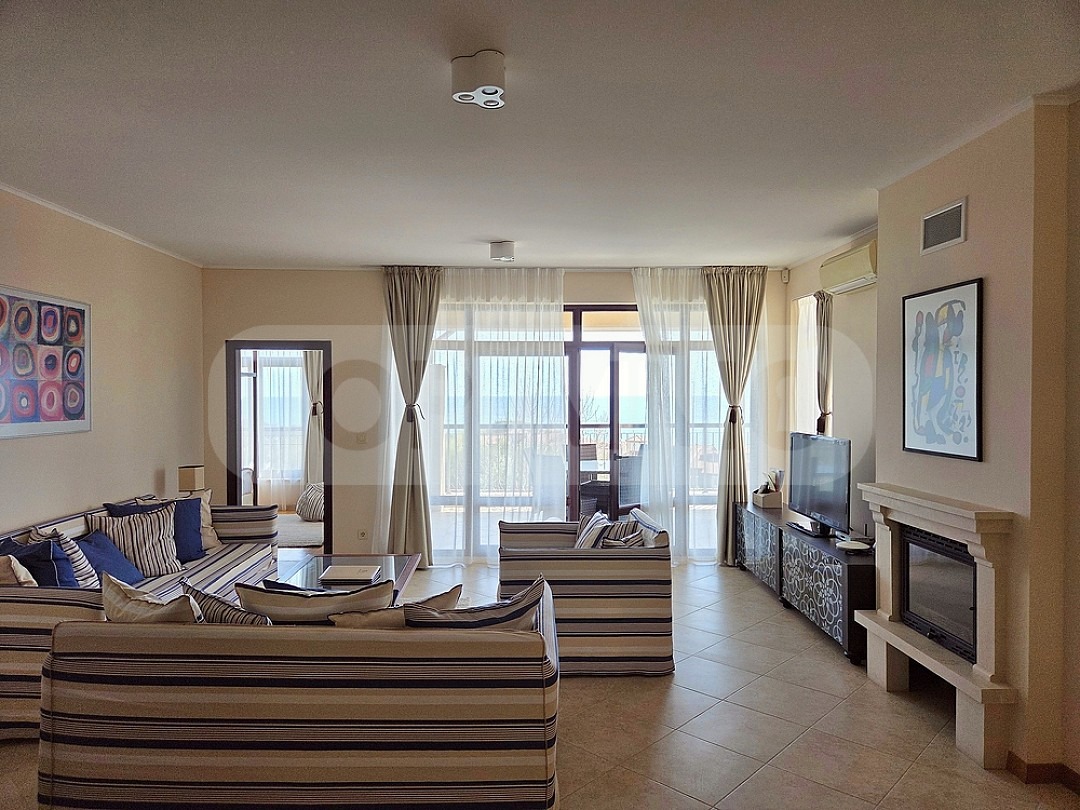 Продава 4-СТАЕН, с. Топола, област Добрич, снимка 2 - Апартаменти - 54362993