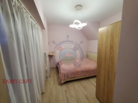 1 chambre Pobeda, Varna 11