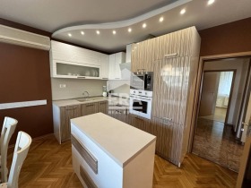 2 bedroom Tsentar, Veliko Tarnovo 1