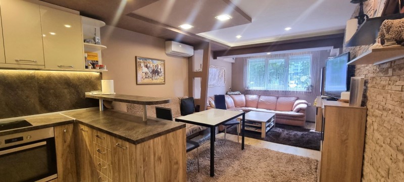 For Sale  2 bedroom Burgas , Izgrev , 77 sq.m | 68191997 - image [2]