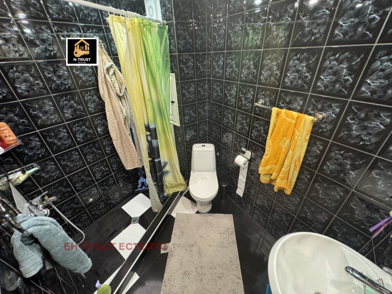 Till salu  2 sovrum Sofia , Reduta , 135 kvm | 50890367 - bild [12]