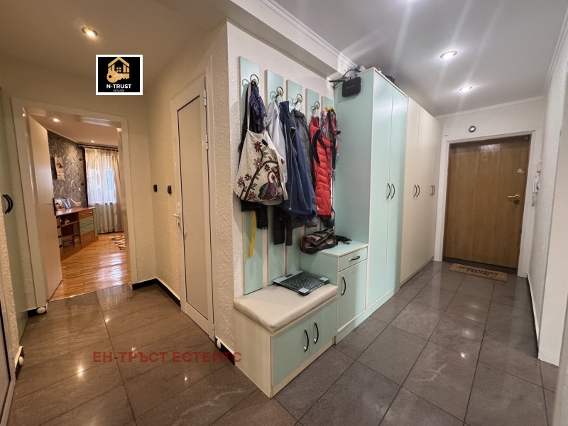 Till salu  2 sovrum Sofia , Reduta , 135 kvm | 50890367 - bild [13]