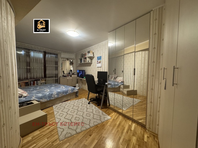 Till salu  2 sovrum Sofia , Reduta , 135 kvm | 50890367 - bild [7]