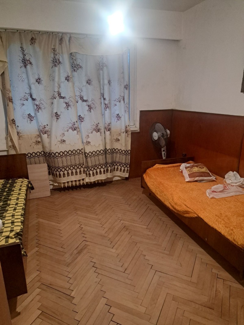 Продава 3-СТАЕН, гр. София, Гоце Делчев, снимка 2 - Апартаменти - 52567482