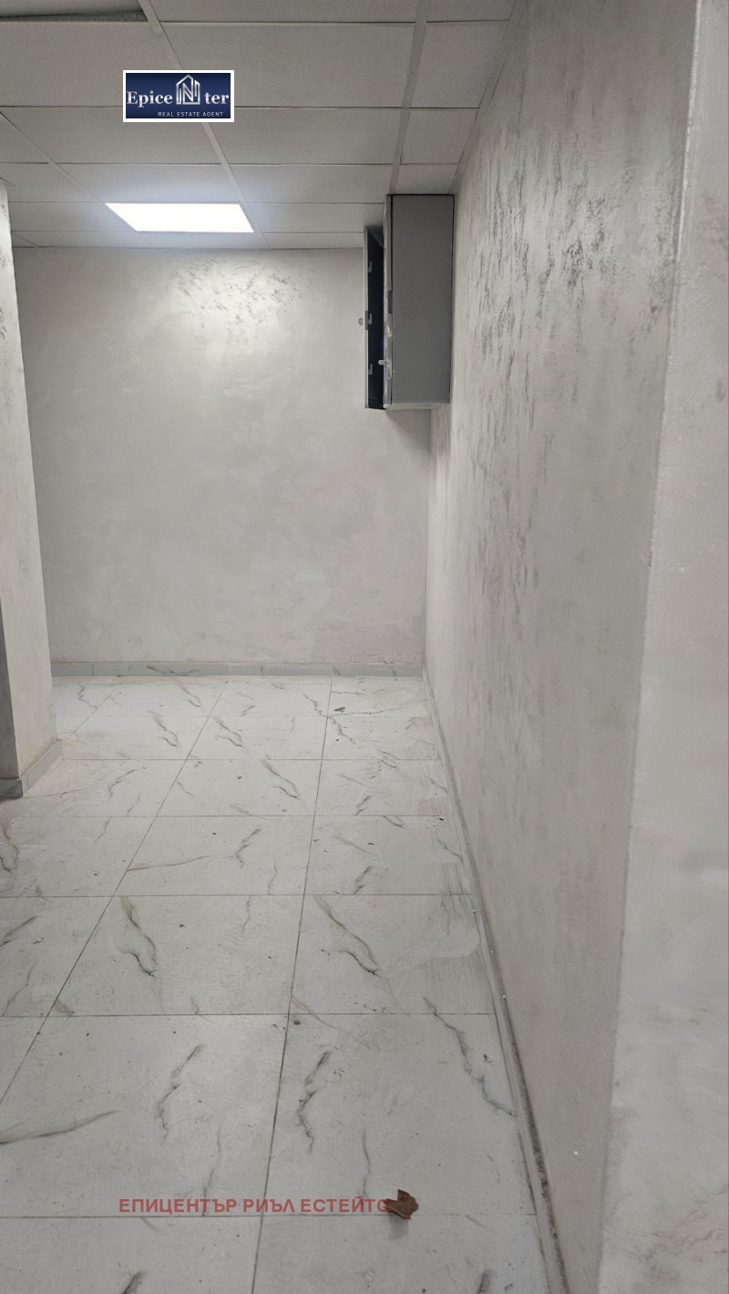 Продава 3-СТАЕН, гр. Перник, Изток, снимка 2 - Апартаменти - 53007627