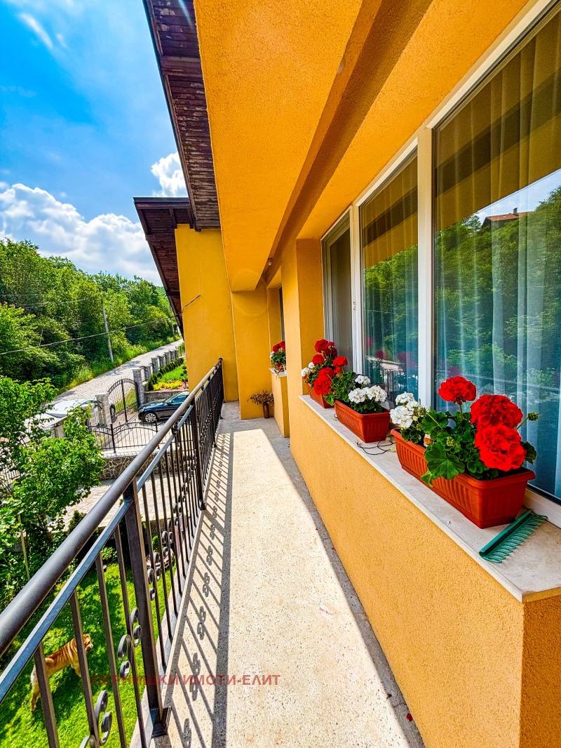 Til salg  Hus Pernik , Bela voda , 184 kvm | 23648614 - billede [14]