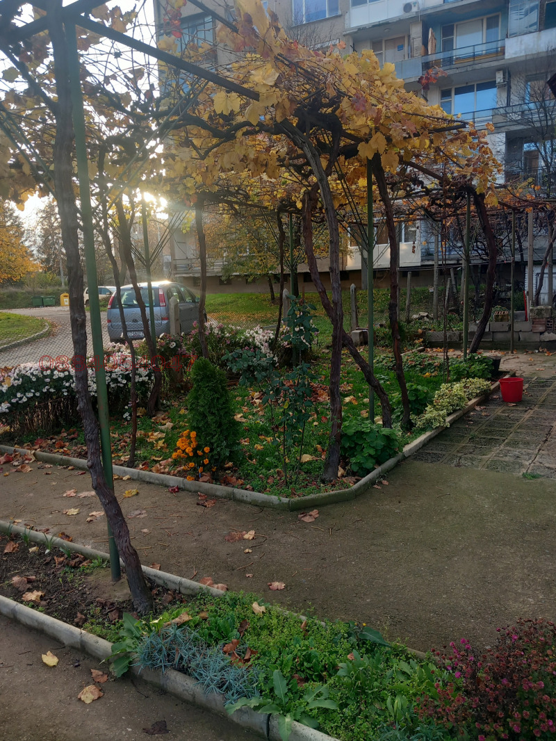 Продава КЪЩА, гр. Казанлък, област Стара Загора, снимка 11 - Къщи - 52784560