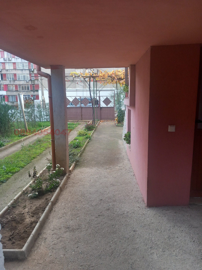 Продава КЪЩА, гр. Казанлък, област Стара Загора, снимка 14 - Къщи - 52784560