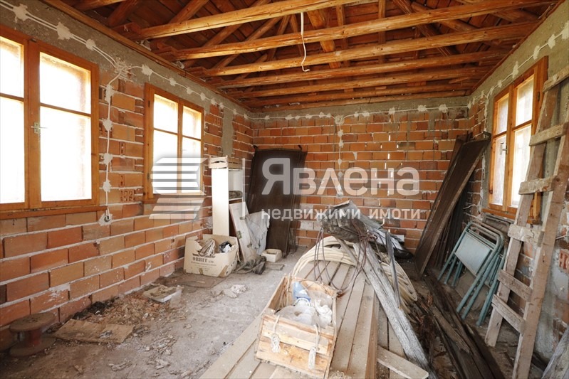 Продава КЪЩА, с. Орехово, област Смолян, снимка 16 - Къщи - 56264341