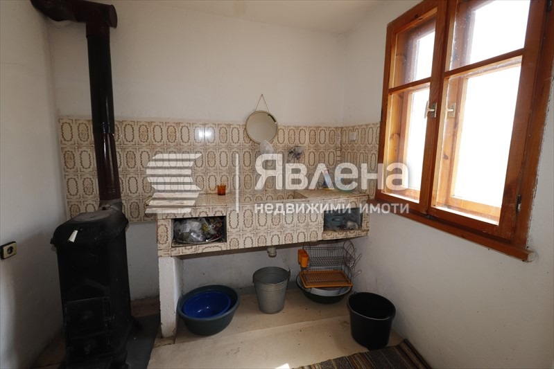 Продава КЪЩА, с. Орехово, област Смолян, снимка 10 - Къщи - 56264341