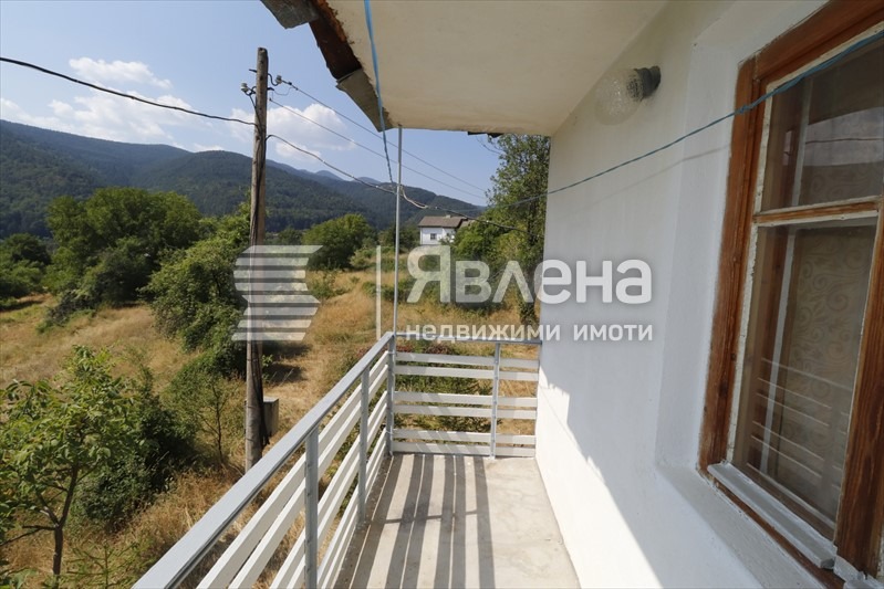 Продава КЪЩА, с. Орехово, област Смолян, снимка 12 - Къщи - 56264341