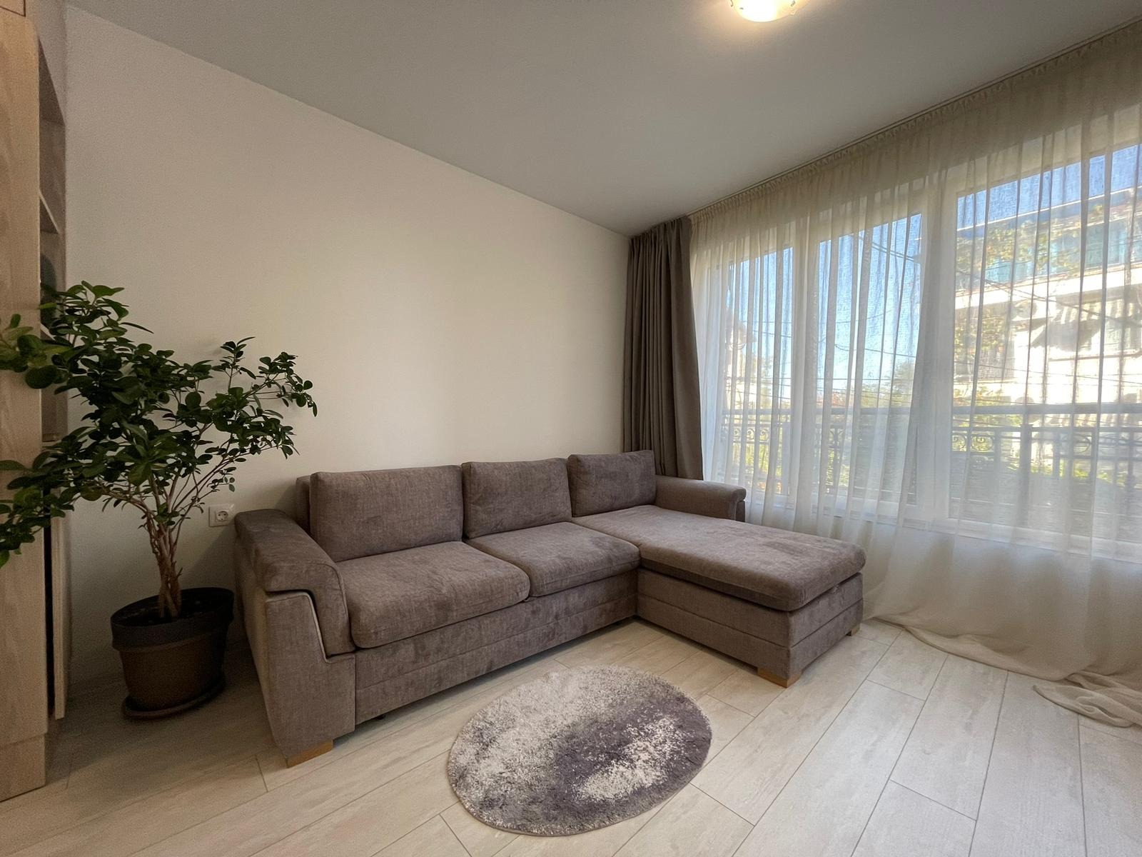 Продава 2-СТАЕН, гр. Бургас, Сарафово, снимка 2 - Апартаменти - 55373573