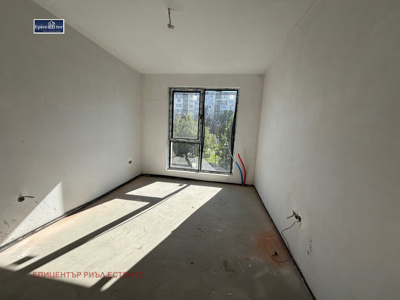Продава 3-СТАЕН, гр. Перник, Изток, снимка 2 - Апартаменти - 53007627