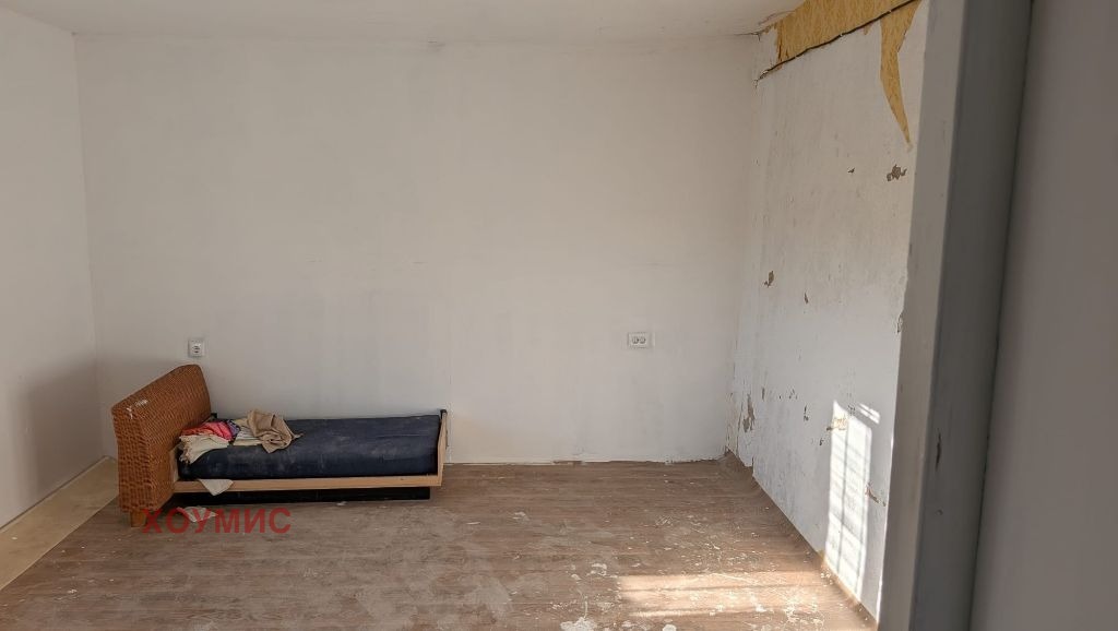 Продава КЪЩА, с. Крупен, област Добрич, снимка 8 - Къщи - 55792874