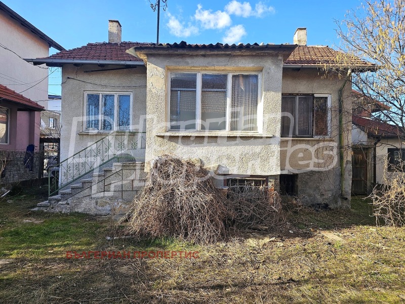 Продава КЪЩА в област София, гр. Костенец - 166 кв.м / 69 995 € » 136 898.32 лв., БЪЛГЕРИАН ПРОПЕРТИС