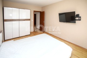 1 Schlafzimmer Dianabad, Sofia 6