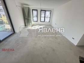 2 dormitoare Crâstova vada, Sofia