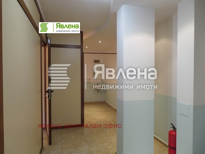 Продава 3-СТАЕН, гр. София, Докторски паметник, снимка 3 - Aпартаменти - 47399977