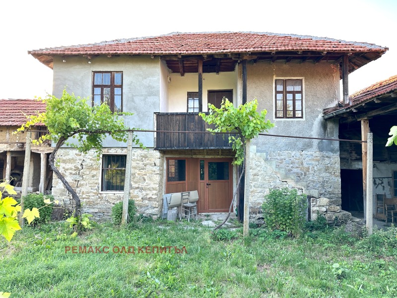 Продава КЪЩА, с. Ново село, област Велико Търново, снимка 1 - Къщи - 46212102
