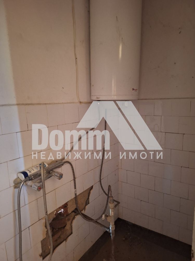 Продава КЪЩА, с. Соколово, област Добрич, снимка 12 - Къщи - 46534065