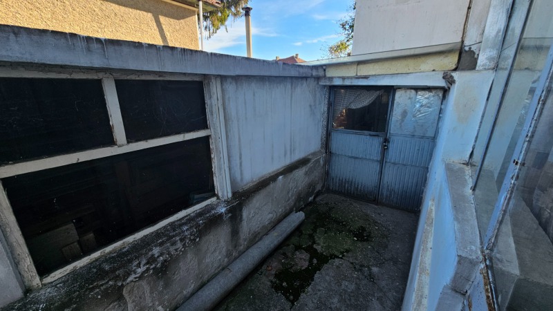 Продава КЪЩА, с. Гецово, област Разград, снимка 2 - Къщи - 52232245