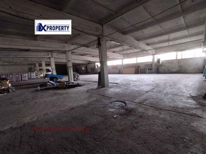 À vendre  Bâtiment industriel Pernik , Mochino , 1920 m² | 98554074 - image [2]